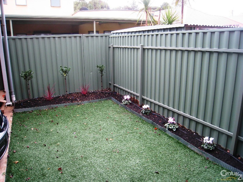 2 Shipsters Lane, Mawson Lakes SA 5095