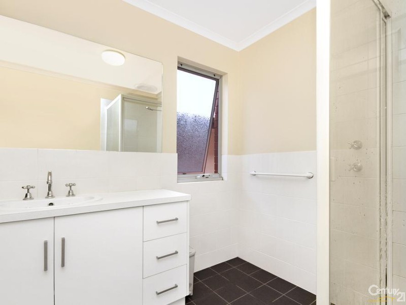 27 Robinson Street, Mawson Lakes SA 5095