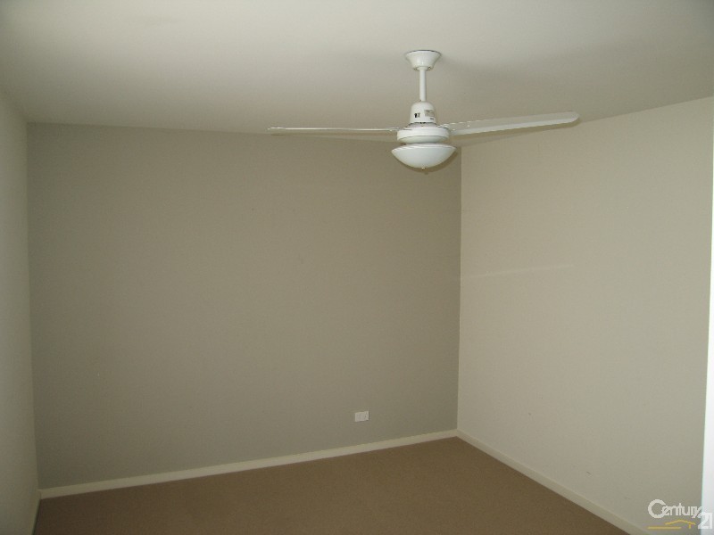 7 Portsmouth Lane, Mawson Lakes SA 5095