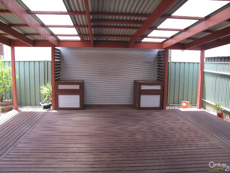 7 Portsmouth Lane, Mawson Lakes SA 5095