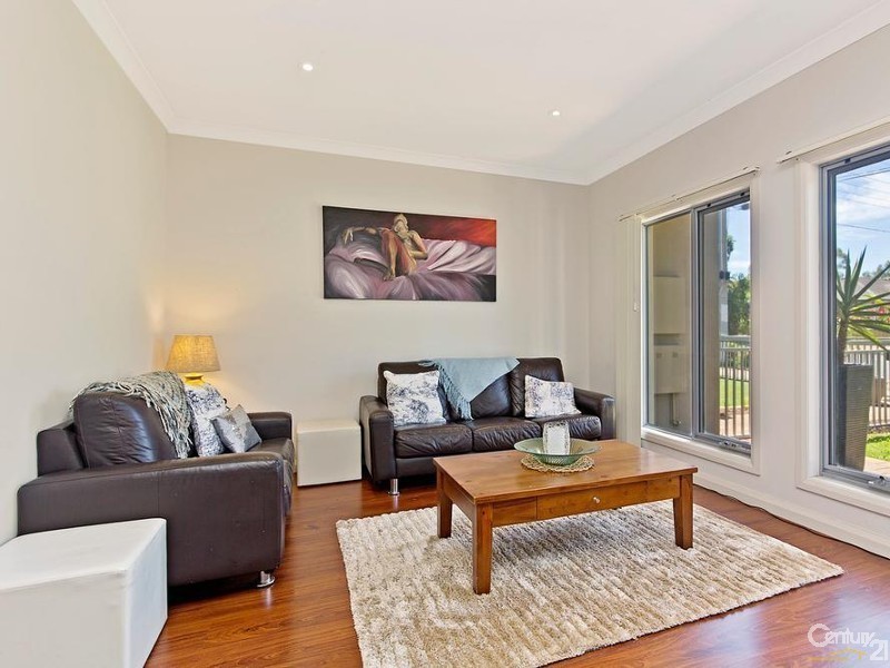 26 Helen Terrace, Valley View SA 5093