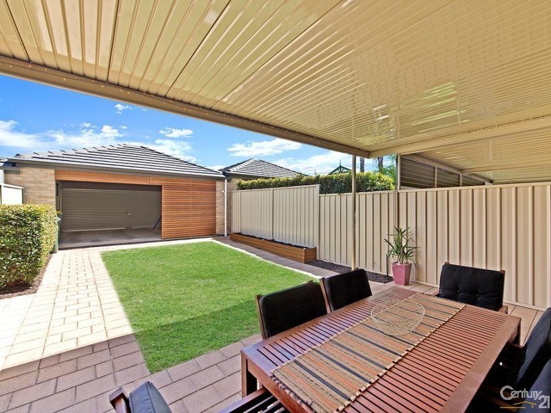 26 Helen Terrace, Valley View SA 5093
