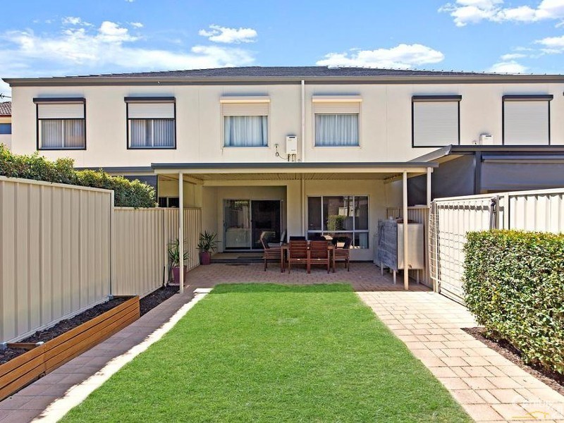 26 Helen Terrace, Valley View SA 5093