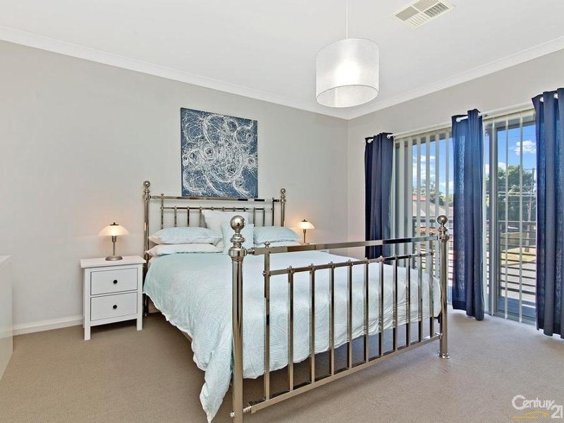 26 Helen Terrace, Valley View SA 5093