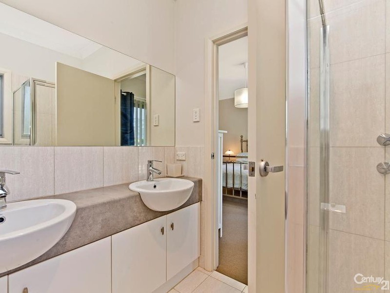 26 Helen Terrace, Valley View SA 5093