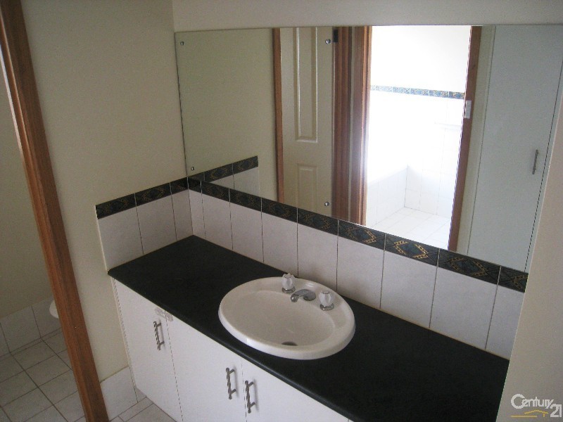 3 Berkeley Way, Hillbank SA 5112