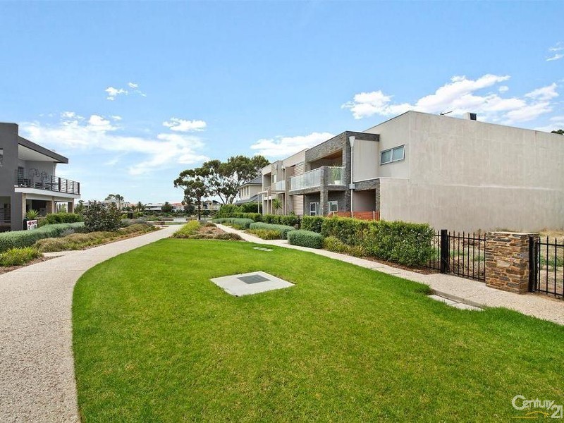 4 Morphett Place, Mawson Lakes SA 5095