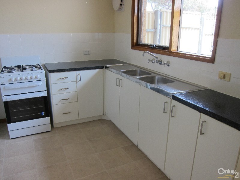 1 Gratton Court, Parafield Gardens SA 5107