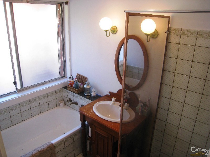 49  Warren Road, Para Vista SA 5093