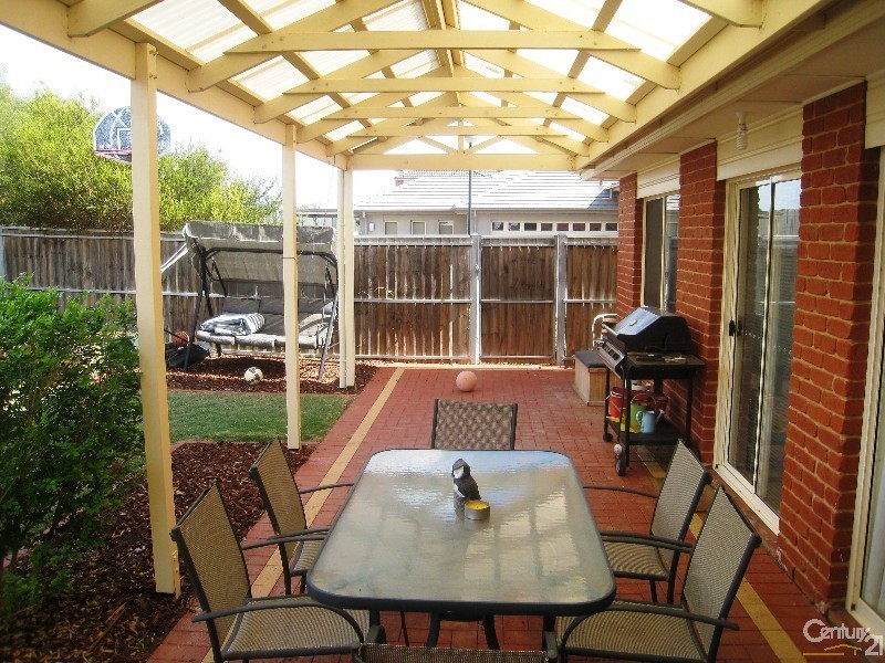 11 Atiu Street, Mawson Lakes SA 5095