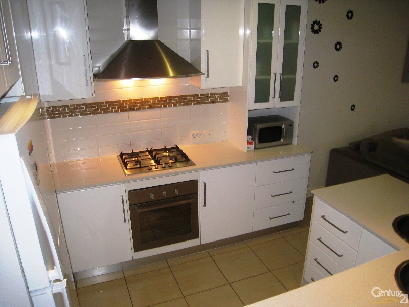 8 Junction Street, Mawson Lakes SA 5095