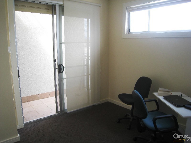 8 Junction Street, Mawson Lakes SA 5095