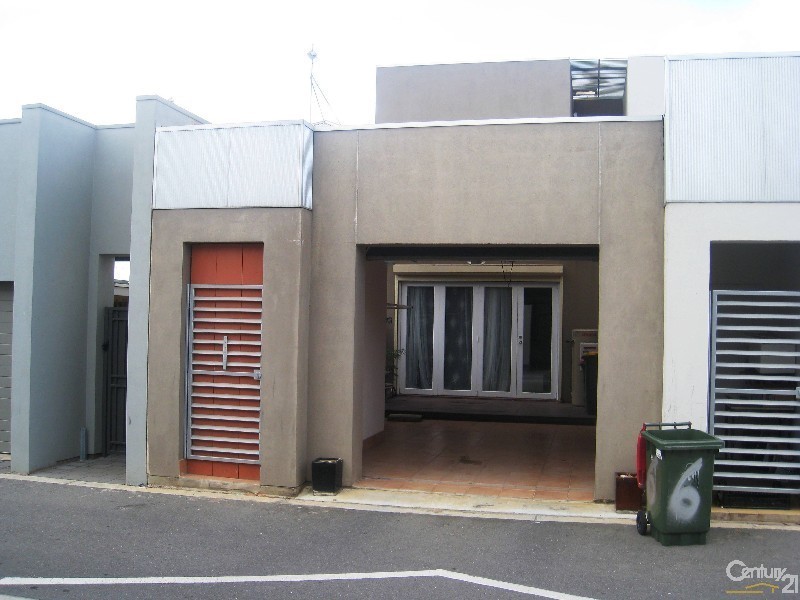 8 Junction Street, Mawson Lakes SA 5095