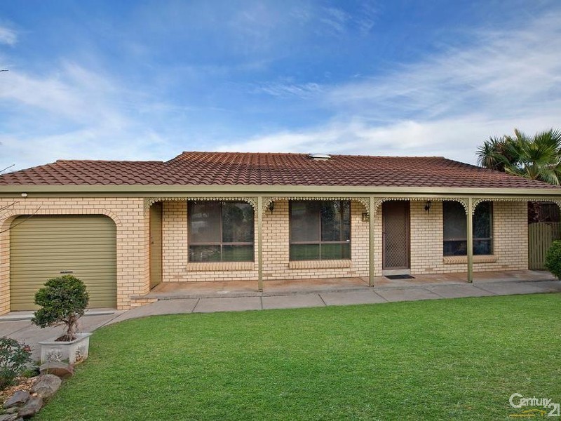 15 Ronald Road, Redwood Park SA 5097
