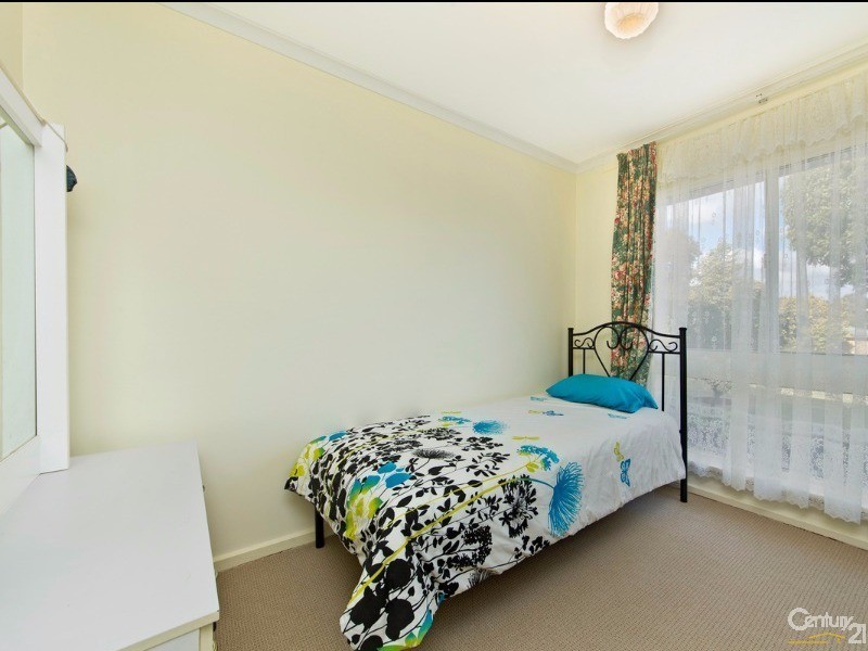 16 Wirilda Avenue, Surrey Downs SA 5126