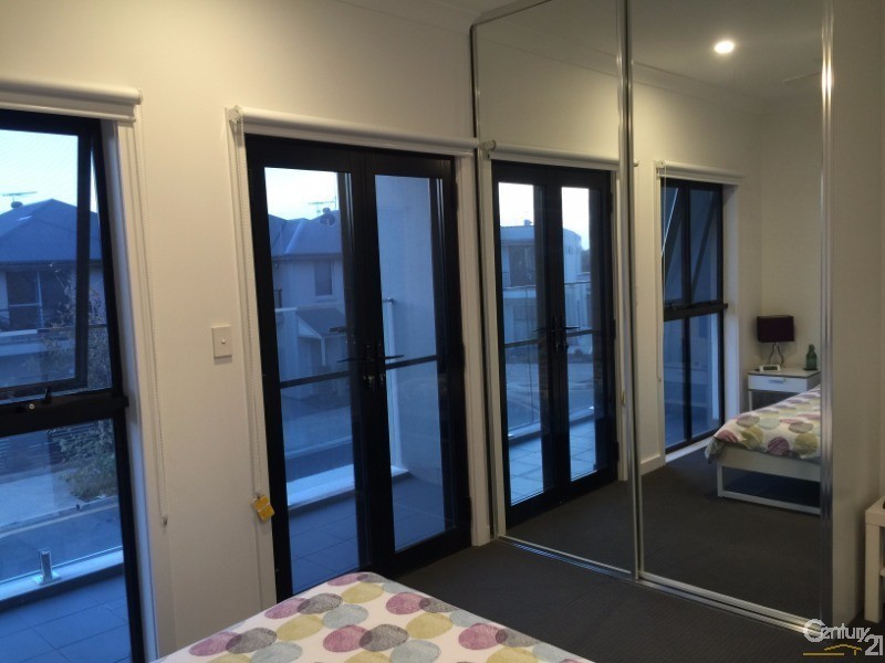 31a Coventry Street, Mawson Lakes SA 5095