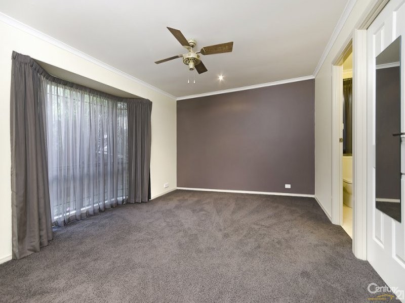 9 Brakenmoor Place, Hillbank SA 5112