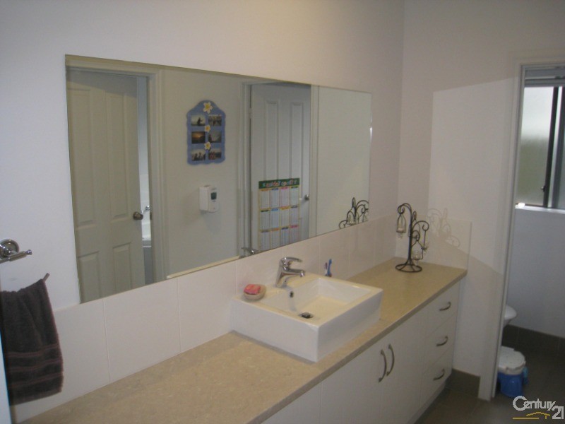 59 MacMillan Avenue, Mawson Lakes SA 5095