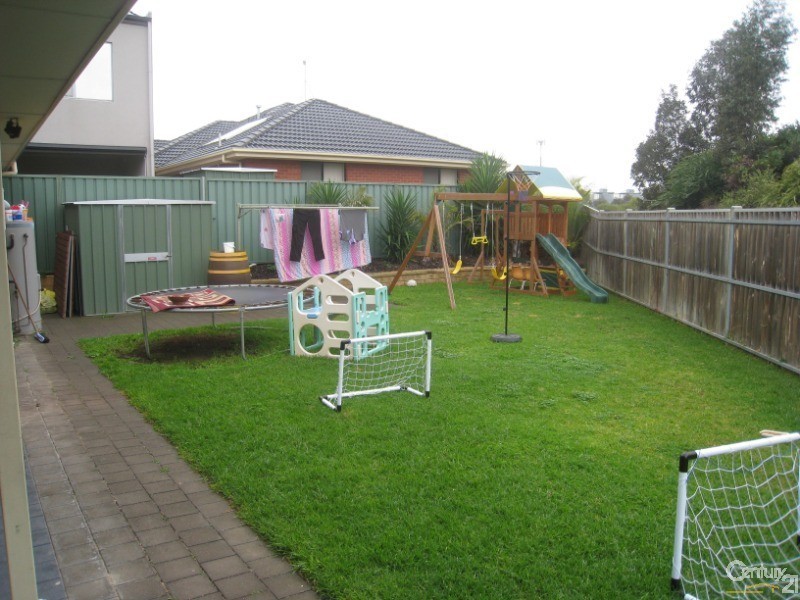 59 MacMillan Avenue, Mawson Lakes SA 5095