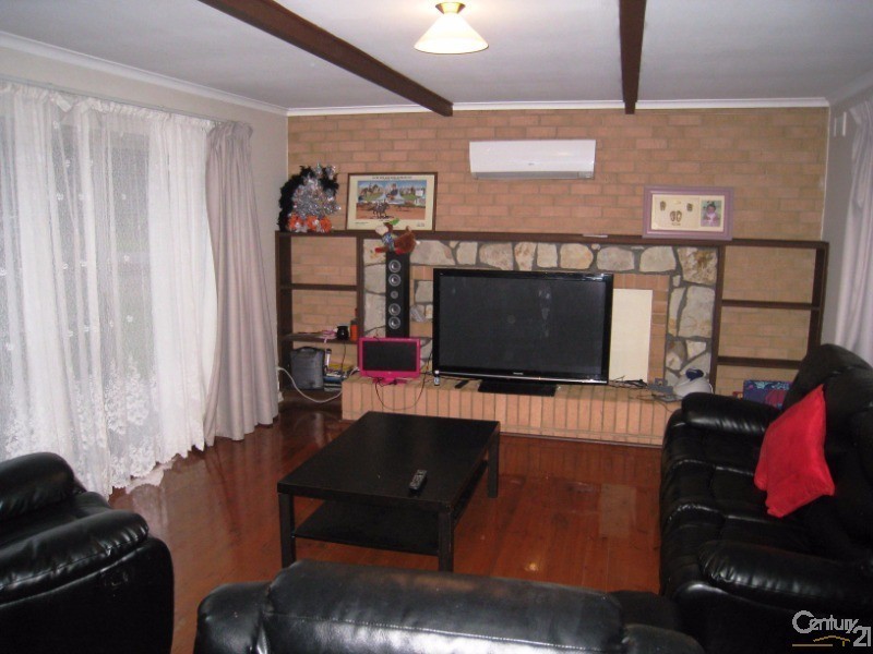 63 Daniel Avenue, Globe Derby Park SA 5110