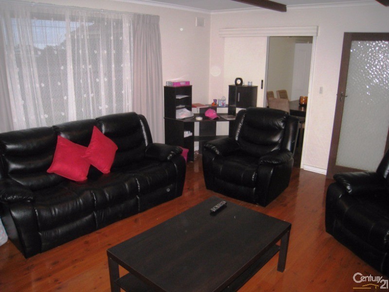 63 Daniel Avenue, Globe Derby Park SA 5110