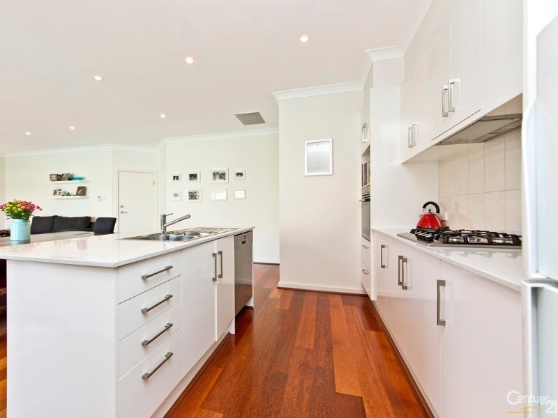 13 York Lane, Mawson Lakes SA 5095