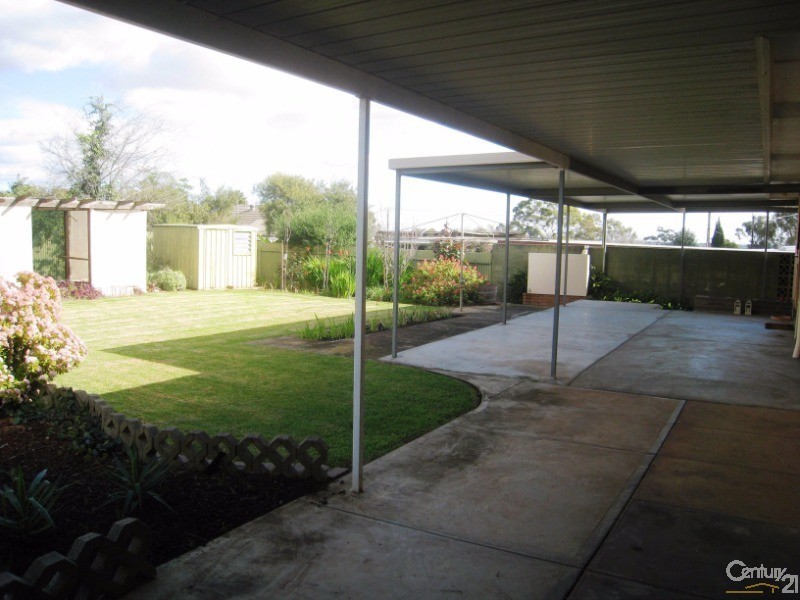 9 Cynthia Street, Para Hills SA 5096