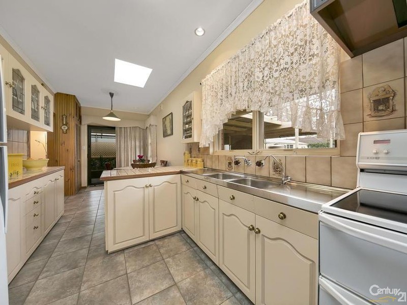 3 St Ives Drive, Parafield Gardens SA 5107