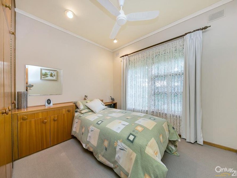 3 St Ives Drive, Parafield Gardens SA 5107