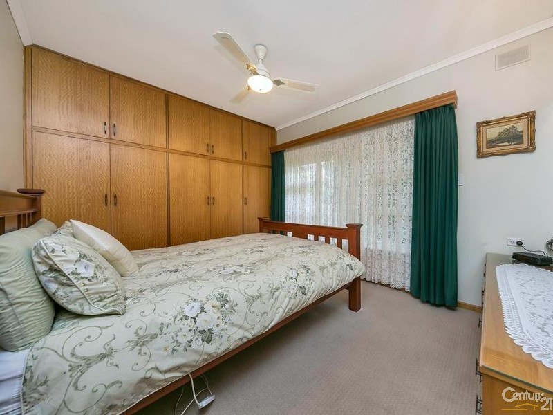 3 St Ives Drive, Parafield Gardens SA 5107