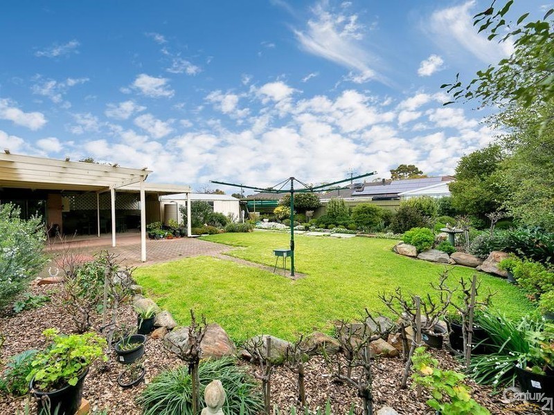 3 St Ives Drive, Parafield Gardens SA 5107