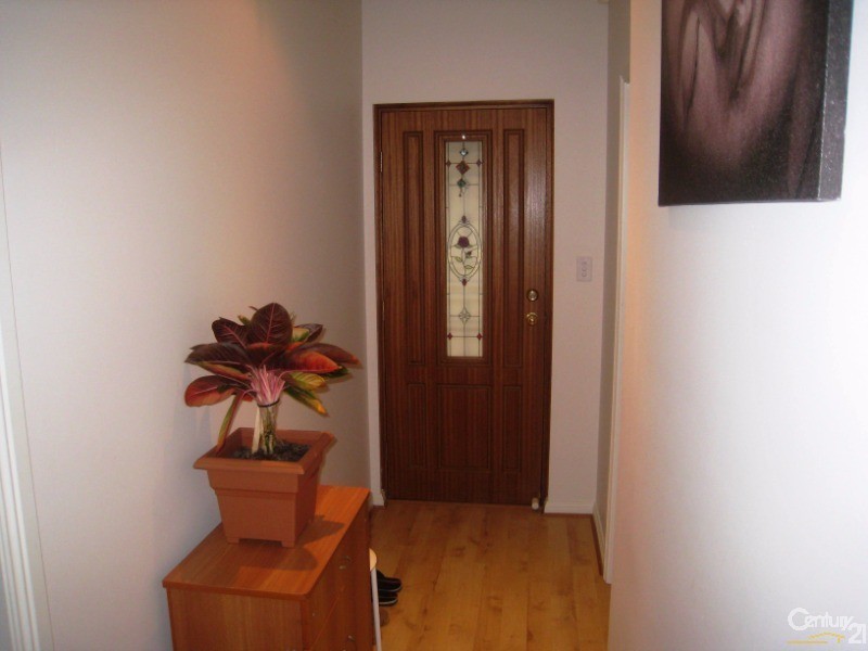 30 Blue Wren Circuit, Mawson Lakes SA 5095