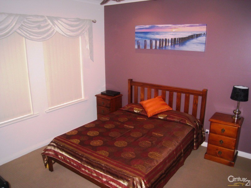 30 Blue Wren Circuit, Mawson Lakes SA 5095