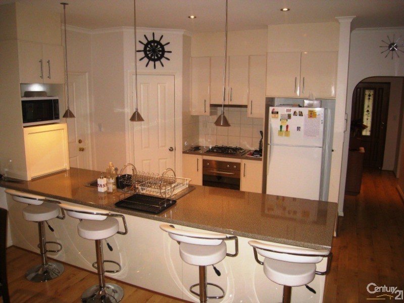 30 Blue Wren Circuit, Mawson Lakes SA 5095