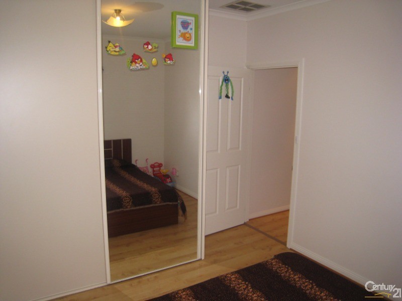 30 Blue Wren Circuit, Mawson Lakes SA 5095