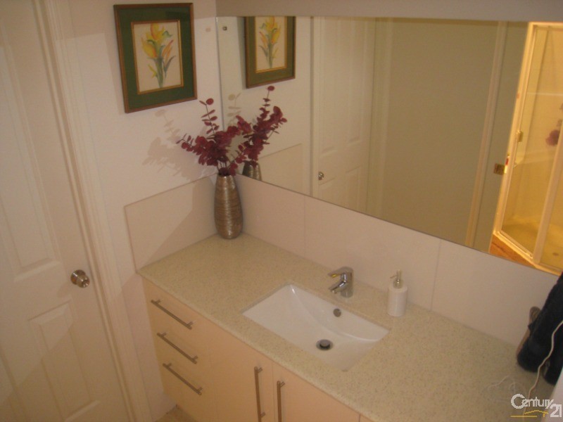 30 Blue Wren Circuit, Mawson Lakes SA 5095