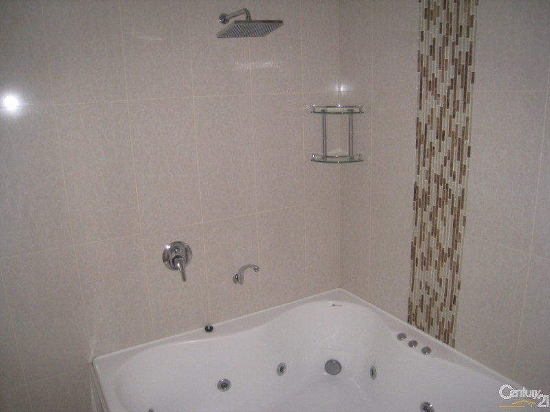 2/23a Coventry Street, Mawson Lakes SA 5095