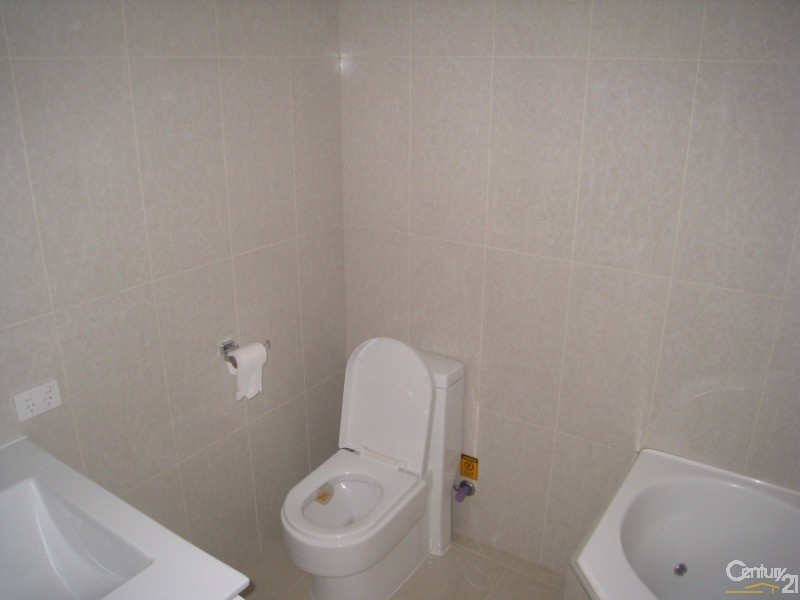 2/23a Coventry Street, Mawson Lakes SA 5095