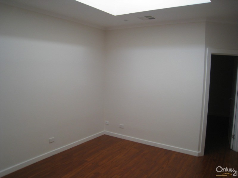 2/23a Coventry Street, Mawson Lakes SA 5095