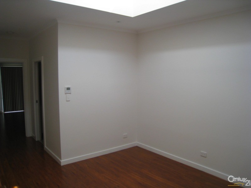 2/23a Coventry Street, Mawson Lakes SA 5095