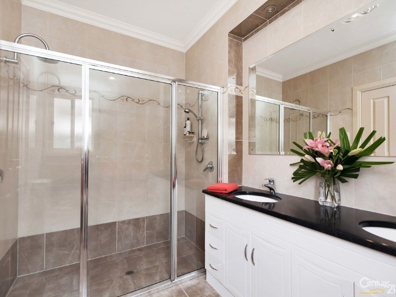 52 Lord Howe Crescent, Mawson Lakes SA 5095