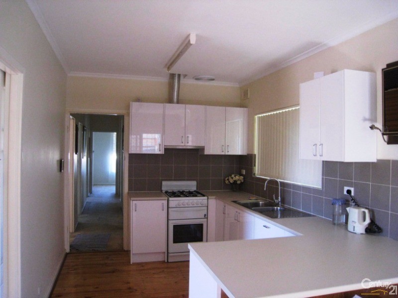 6 Roy Road, Paradise SA 5075