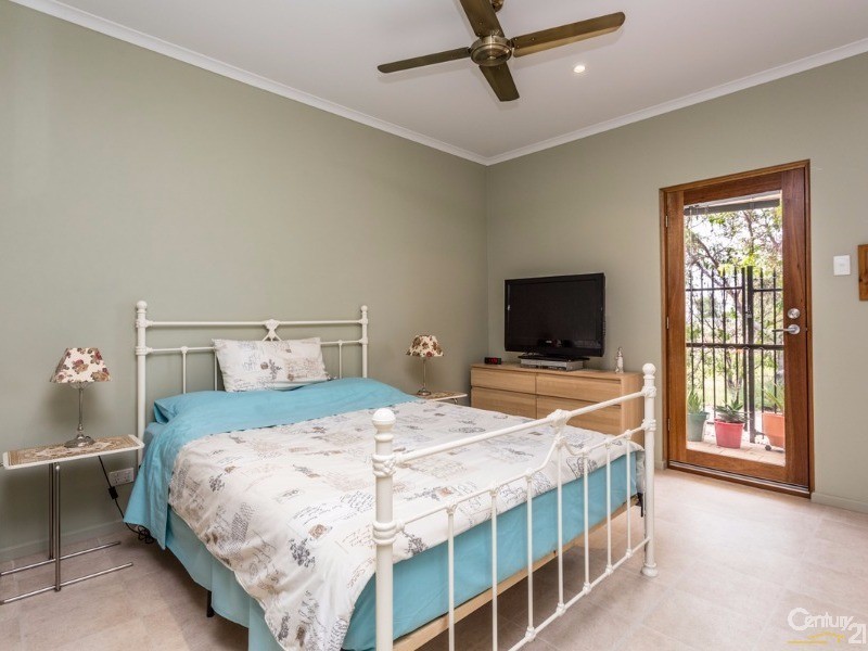 10 Antigua Court, Mawson Lakes SA 5095