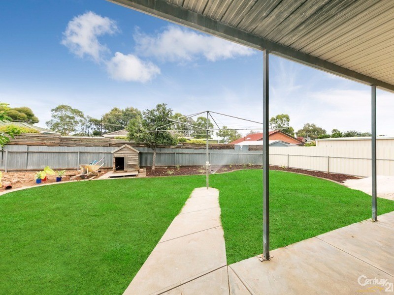 23 Bindi Street, Para Hills West SA 5096