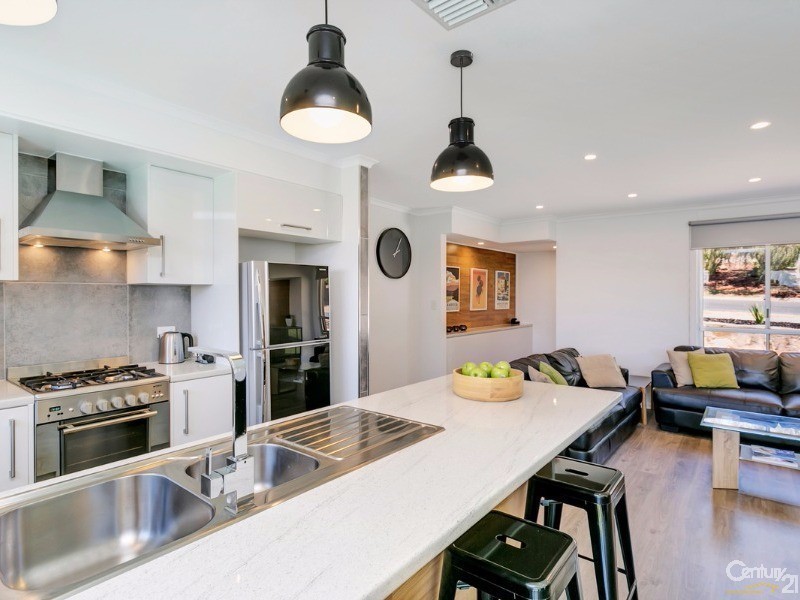 8 Kiekebusch Road, Gulfview Heights SA 5096