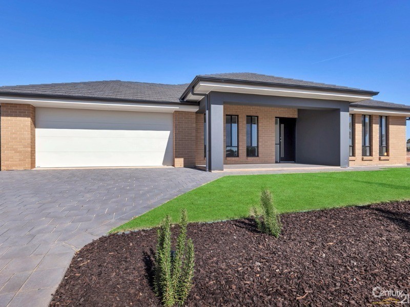 36 Greenslade Boulevard, Evanston South SA 5116