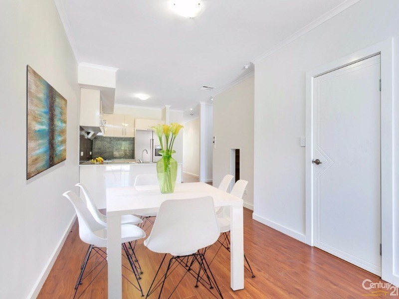 2/23a Coventry Street, Mawson Lakes SA 5095