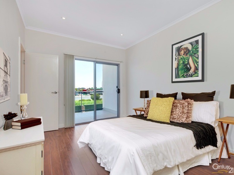 2/23a Coventry Street, Mawson Lakes SA 5095