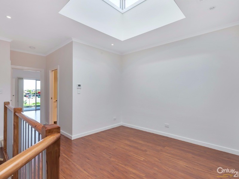 2/23a Coventry Street, Mawson Lakes SA 5095