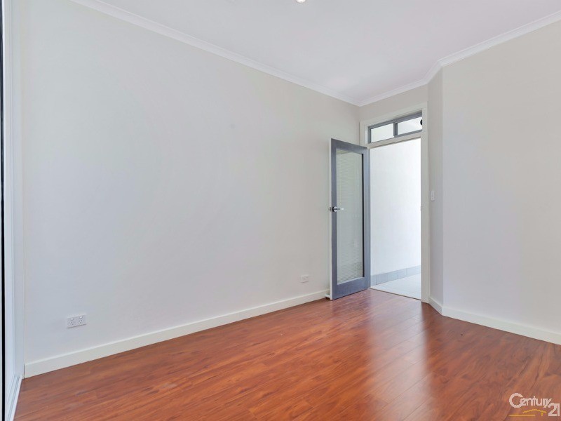 2/23a Coventry Street, Mawson Lakes SA 5095